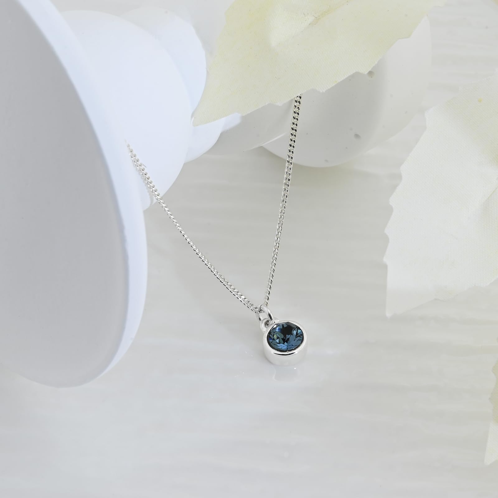 Silber Aquamarin Kreis Anhänger Halskette Blauer Stein Halskette Handgemachte Aquamarin Halsketten für Frauen Aquamarin-Schmuck