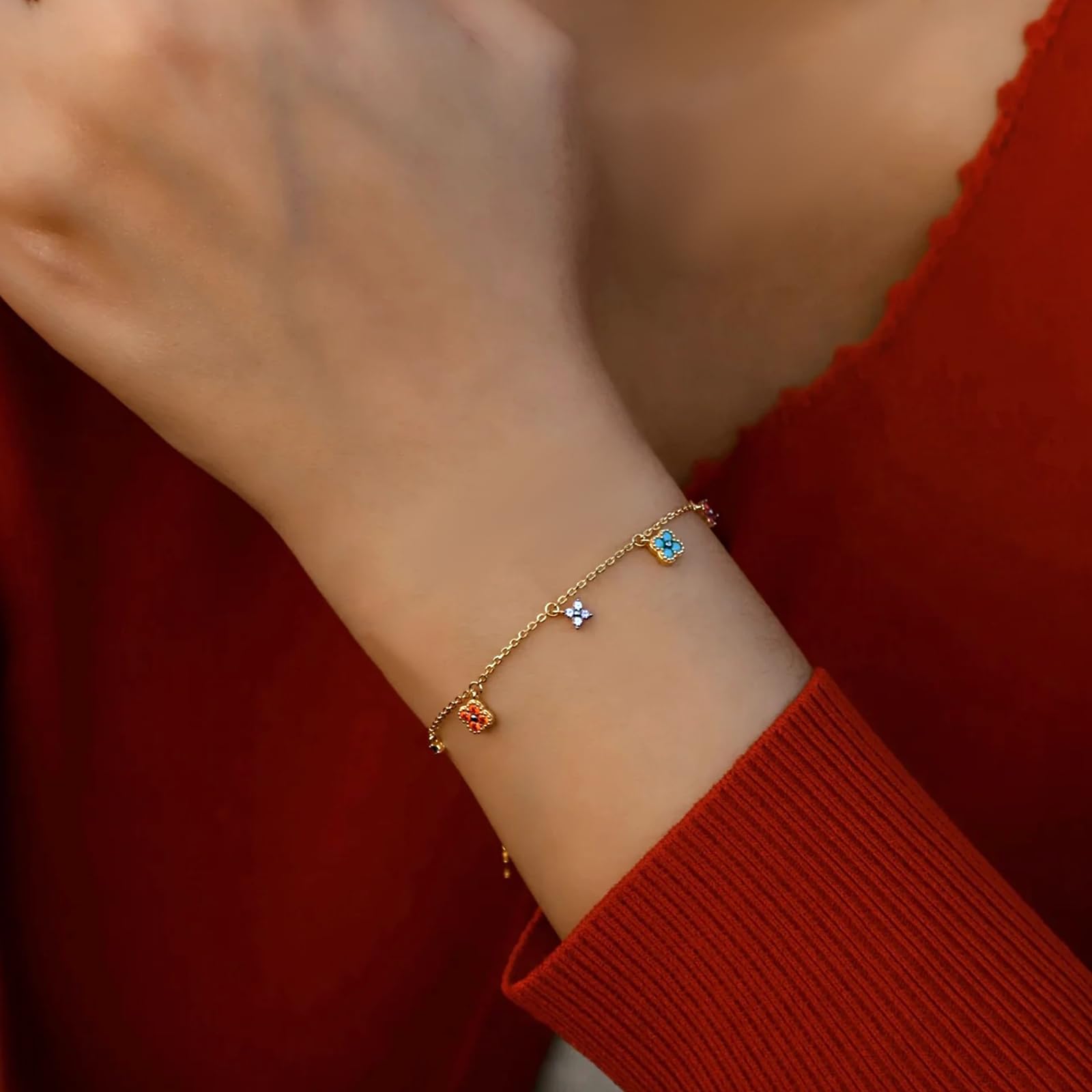 Hanaoops Kleeblatt Armband Damen 18K Vergoldeter Cubic Zirkonia Blumen Glücksarmband Stapelbare Armbander Handmade Schmuck Geschenk