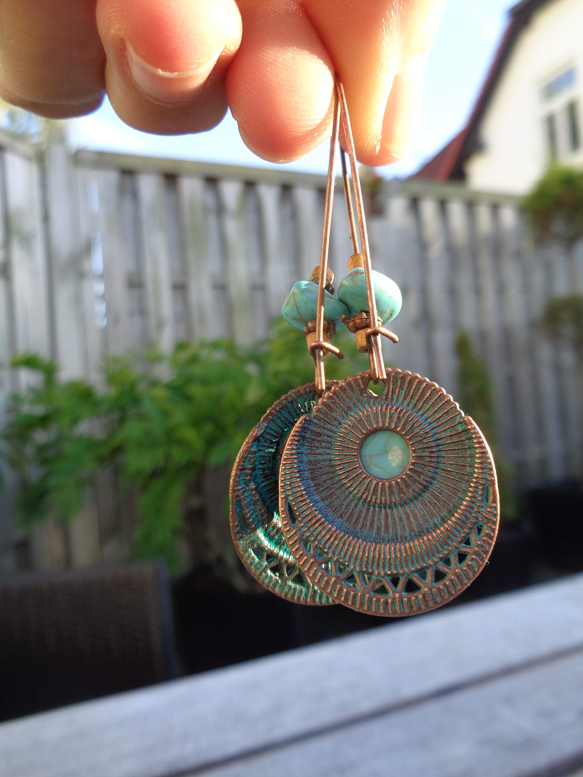 ✿ BLAUE PATINA KUPFER TRIBAL HOWLITE STEIN CABOCHON SCHEIBE AN LANGEN KIDNEY HAKEN ✿ wunderbare Ethno Ohrringe, türkise Ohrringe