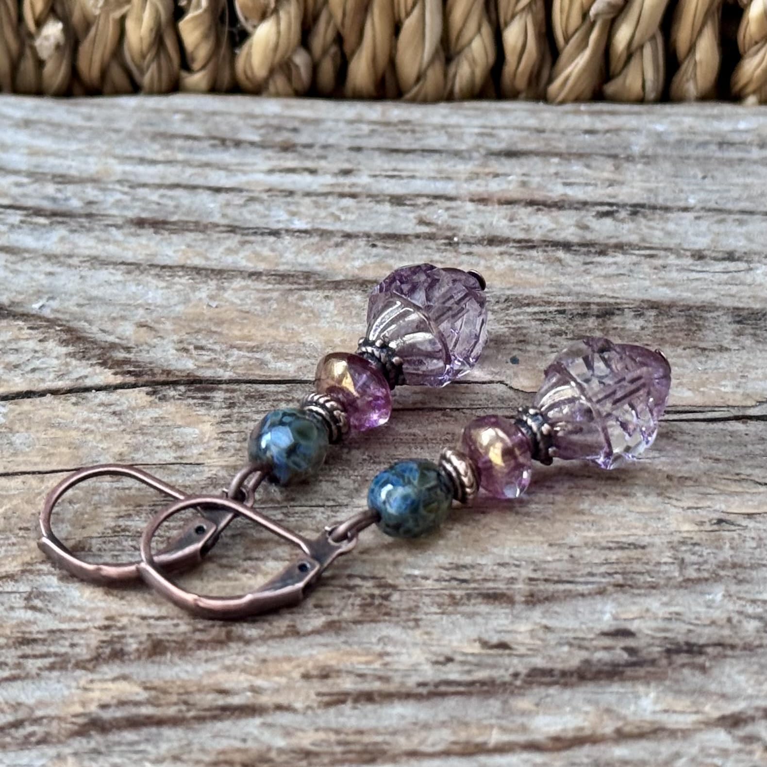 Vintage Ohrringe mit böhmischen Turbinen Glasperlen - klar rosa, berry, grün-blau-picasso & kupfer